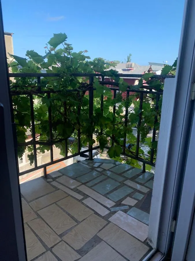 גוניו Guest House Polaris